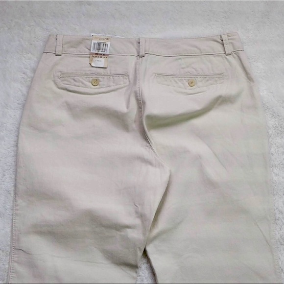 Dockers Soft Khaki Pants - Picture 4 of 6